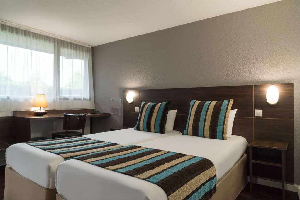 Sure Hotel By Best Western Biarritz Aeroport Anglet Quarto foto